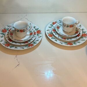 Trisa Fine China Pattern 1693 - Poinsettias & Holly Set, Christmas Dish Set